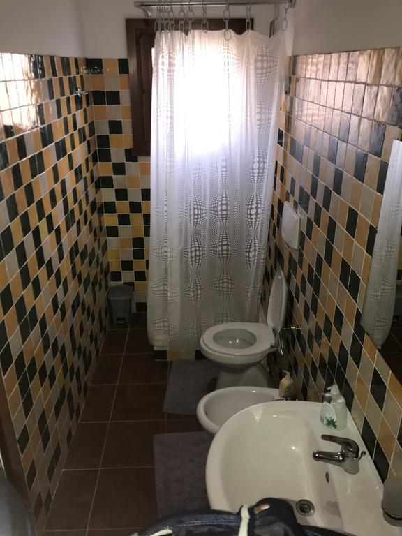 Gemma Delle Mimose Apartamento Badesi Exterior foto